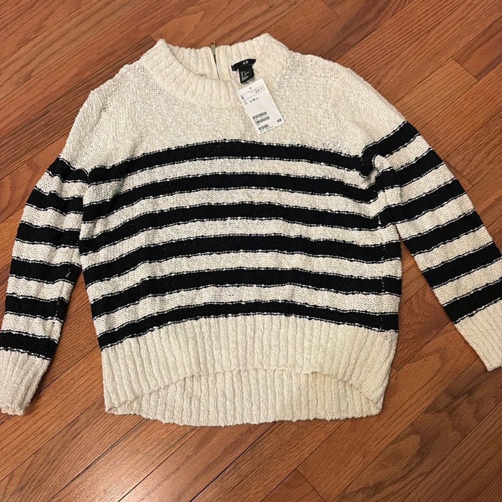 H&M sweater